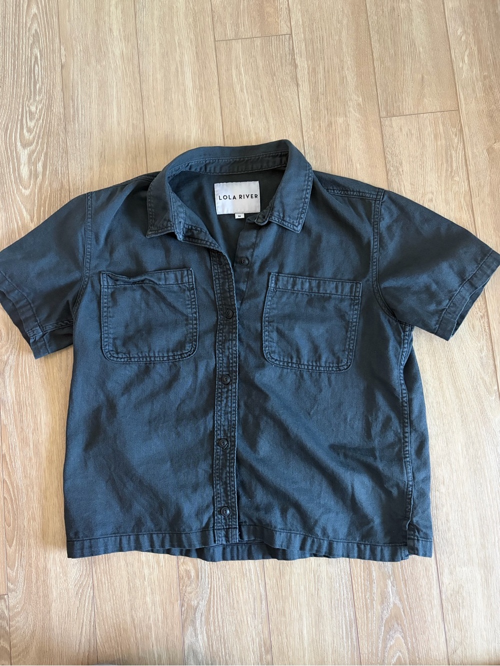 Women’s short sleeve grey denim button up shirt